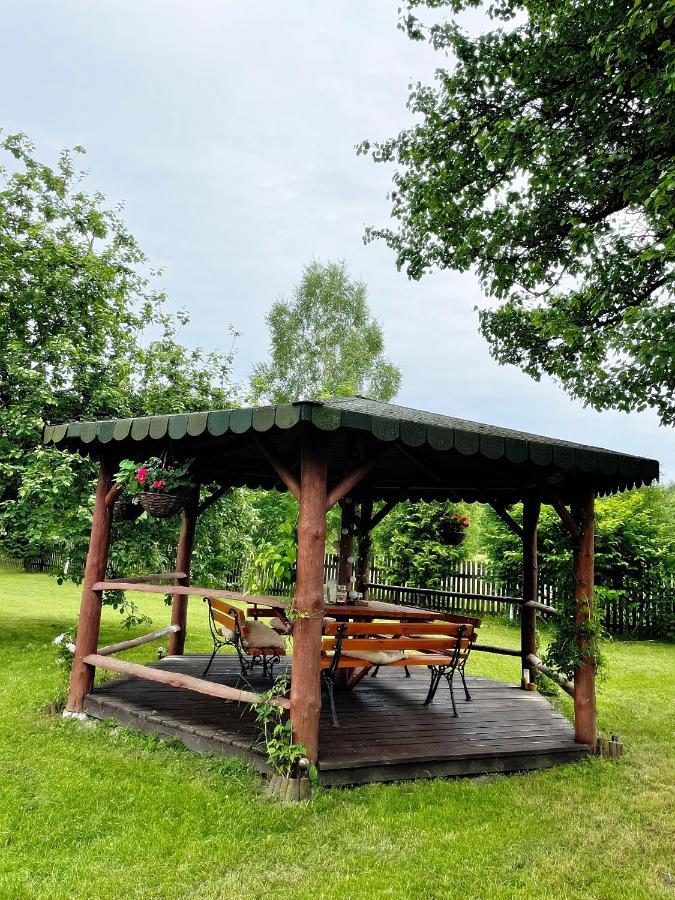 Dom Na Skraju Puszczy Bialowieskiej Narewka エクステリア 写真
